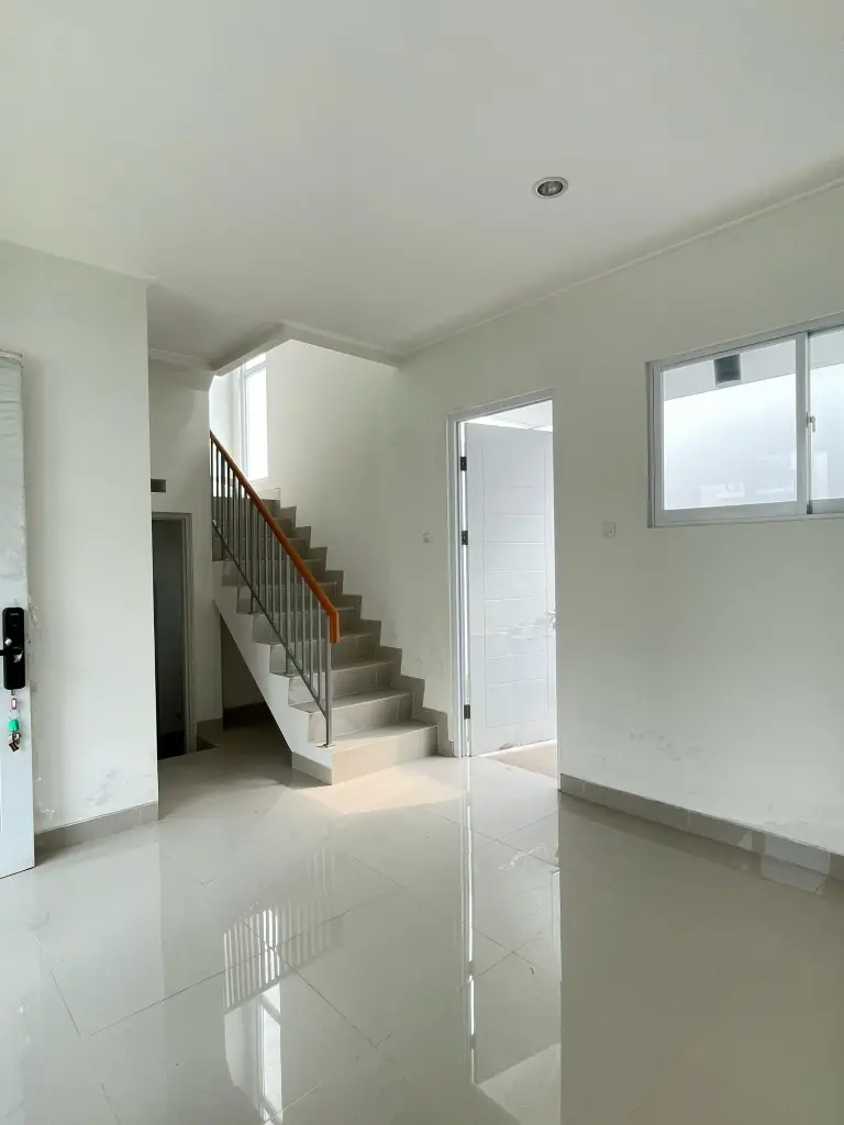 Show Unit Cluster Albasia Standard - Kota Harapan Indah Bekasi (2)
