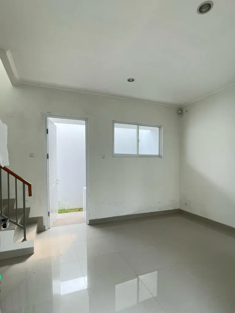 Show Unit Cluster Albasia Standard - Kota Harapan Indah Bekasi (4)